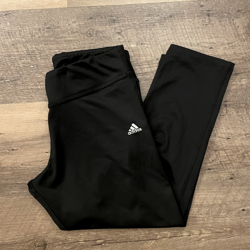 Size S adidas cropped leggings
